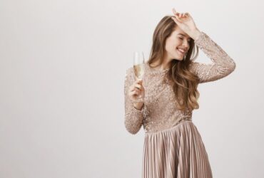 Mulher com look para o Reveillon