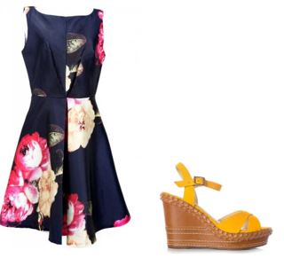 Look completo com vestido estampado azul marinho com detalhes em nude e rosa e sandália na cor amarela vibrante