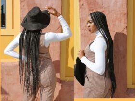 mulher com macacão e blusa