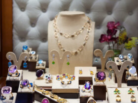 Expositores de joais para lojas - modelos incríveis